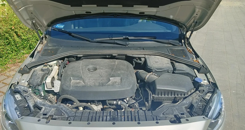 Volvo S60 cena 72900 przebieg: 117250, rok produkcji 2018 z Brzostek małe 121